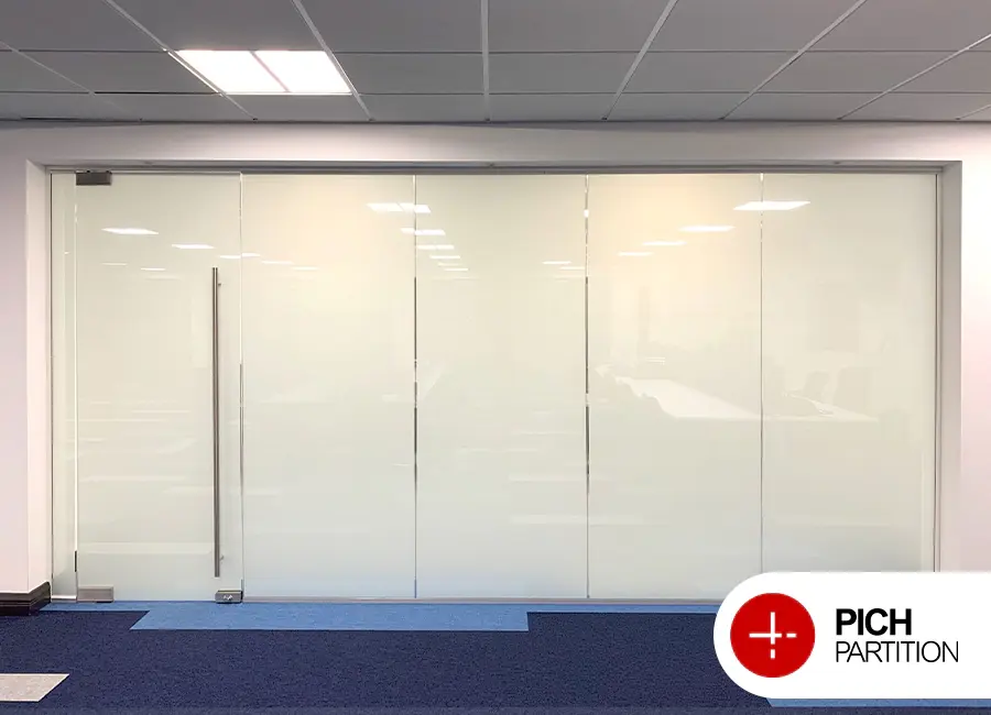 شیشه مناسب پارتیشن برای جلوگیری از نور